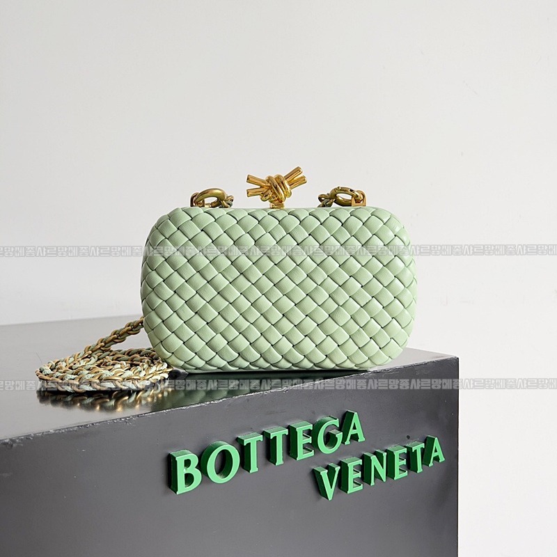 보테가베네타크노트백 20260215-155621-001루.jpg