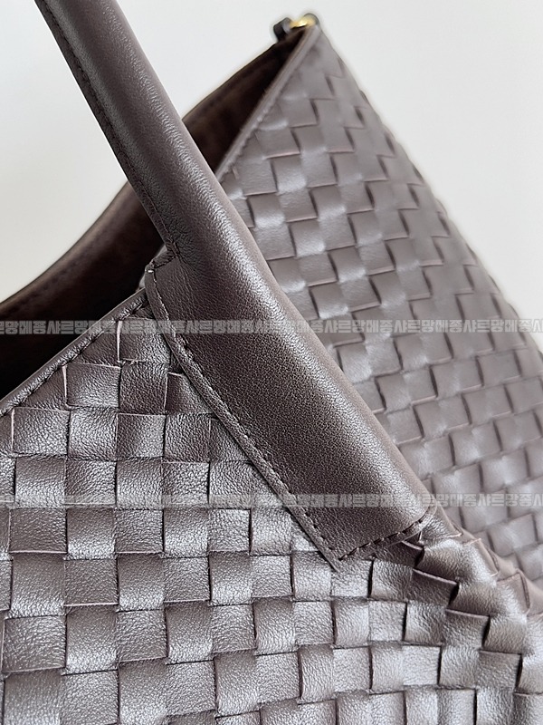 보테가베네타피나코데카라지 20260215-163330-004루.jpg