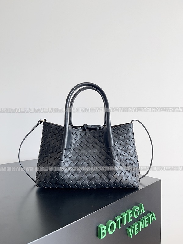 보테가베네타피나코데카미디움 20260215-163939-001루.jpg