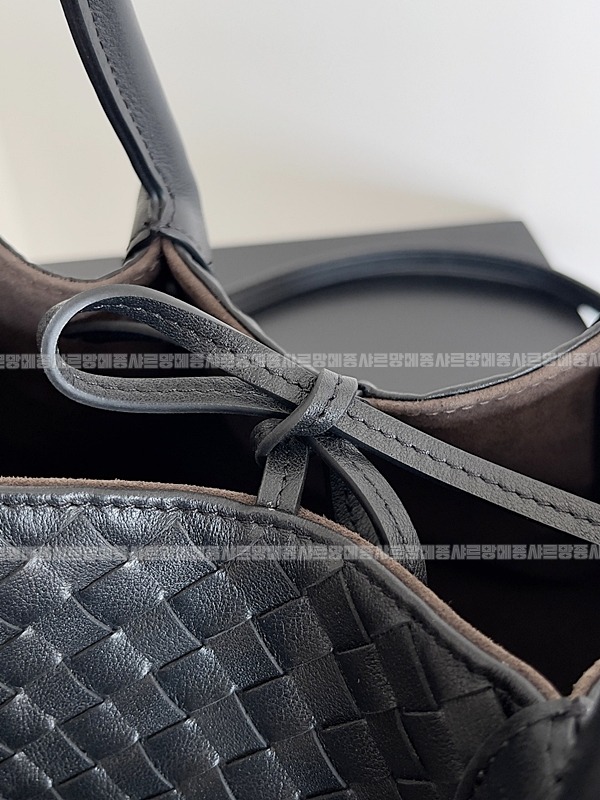 보테가베네타피나코데카미디움 20260215-163940-005루.jpg