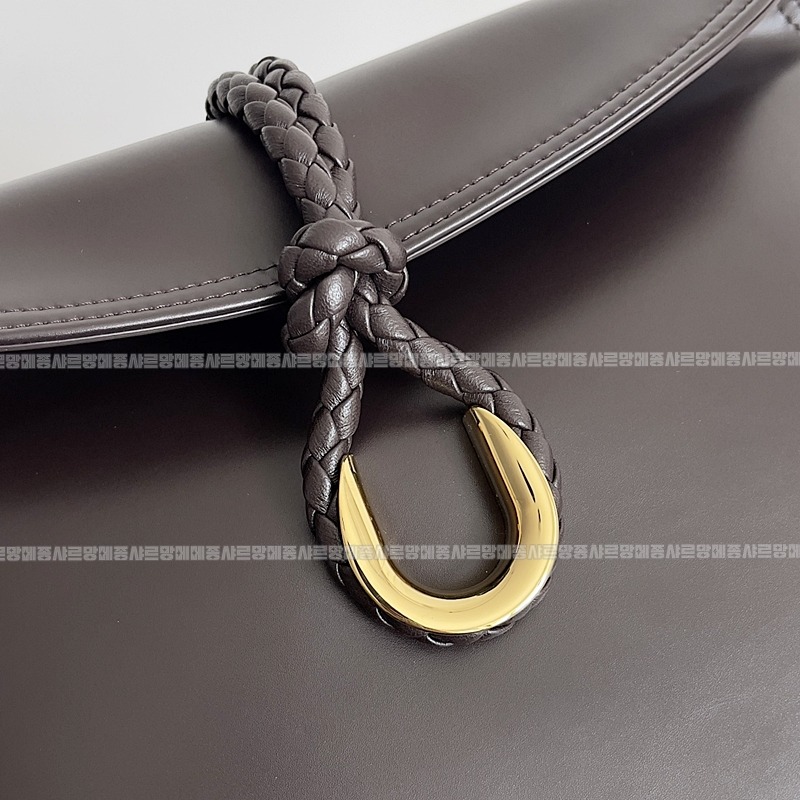 보테가베네타리베르타숄더백 20260216-110843-005루.jpg