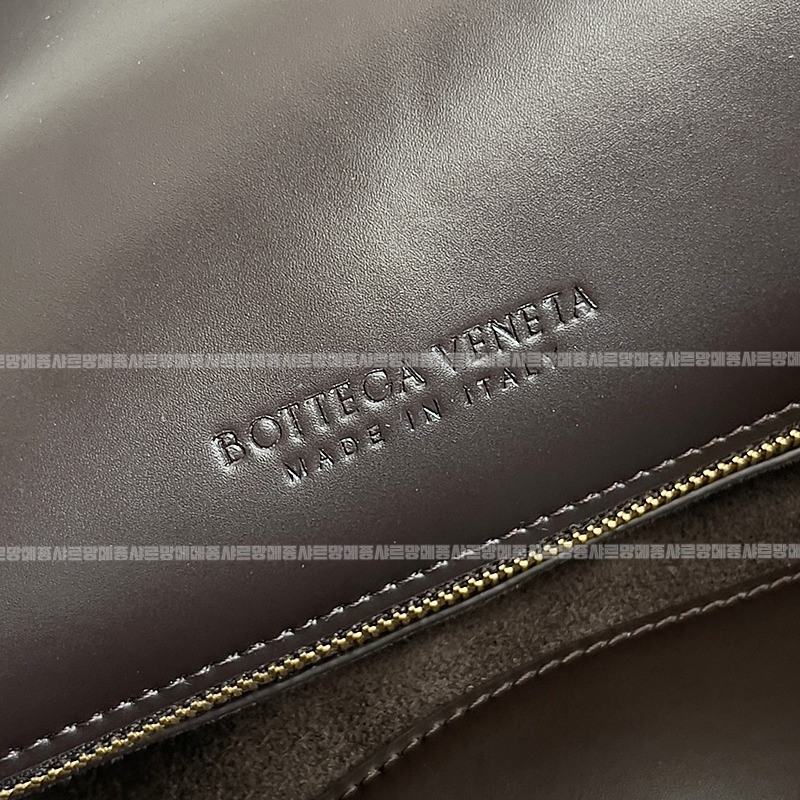 보테가베네타리베르타숄더백 20260216-110843-007루.jpg