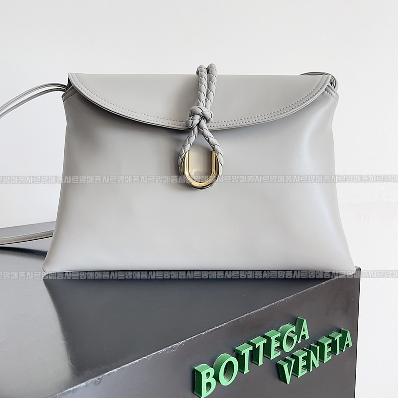 보테가베네타리베르타숄더백 20260216-111232-001루.jpg