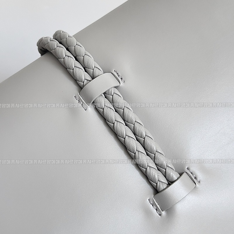 보테가베네타리베르타숄더백 20260216-111232-006루.jpg