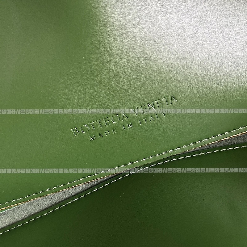 보테가베네타리베르타숄더백 20260216-111426-007루.jpg