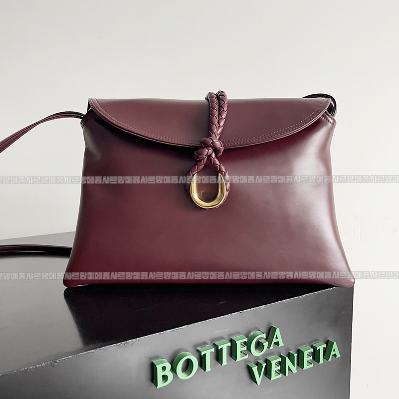 보테가베네타리베르타숄더백 20260216-111805-001루.jpg