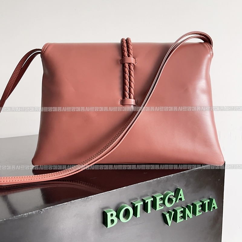 보테가베네타리베르타숄더백 20260216-111938-003루.jpg