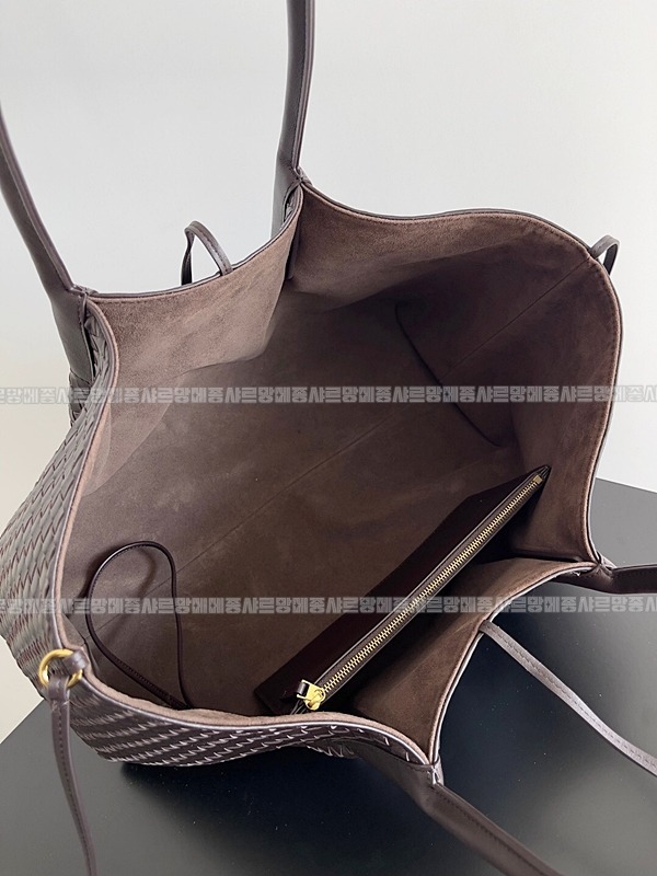 보테가베네타피나코데카라지 20260216-134128-009루.jpg