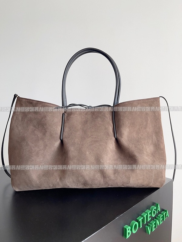 보테가베네타피나코데카라지 20260216-134441-003루.jpg