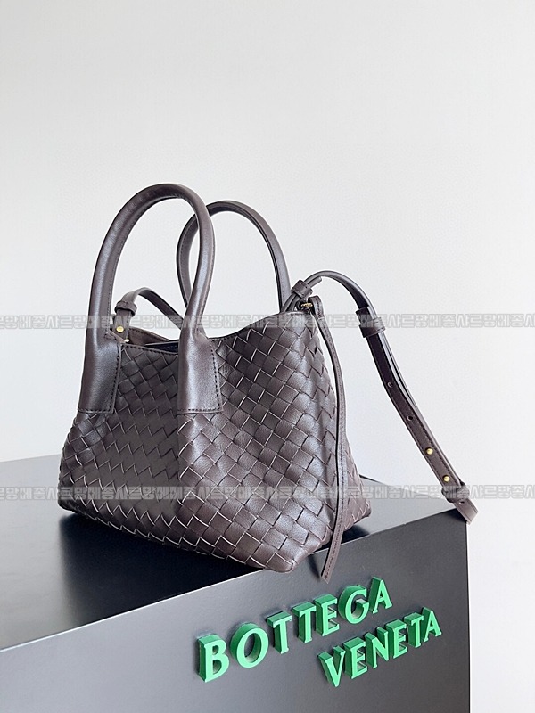 보테가베네타피나코데카스몰 20260216-134920-002루.jpg