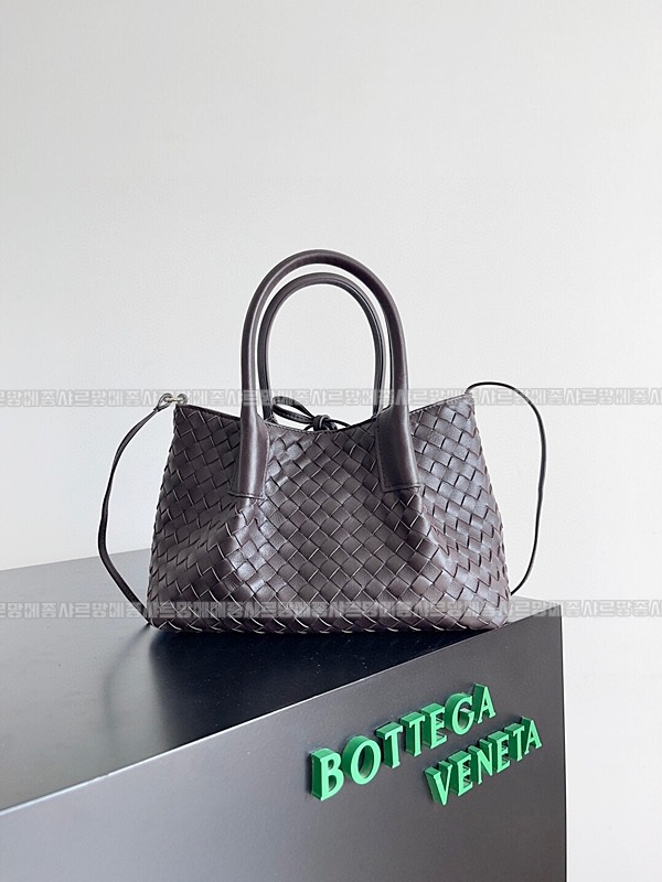 보테가베네타피나코데카스몰 20260216-134920-001루.jpg