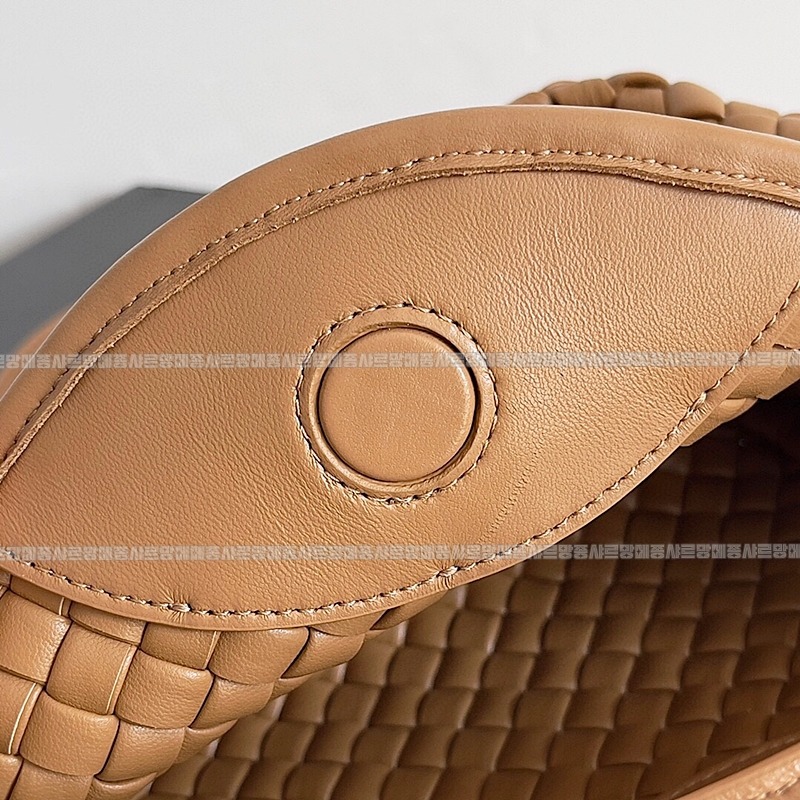 보테가베네타미니코블탑핸들백 20260216-141928-006루.jpg