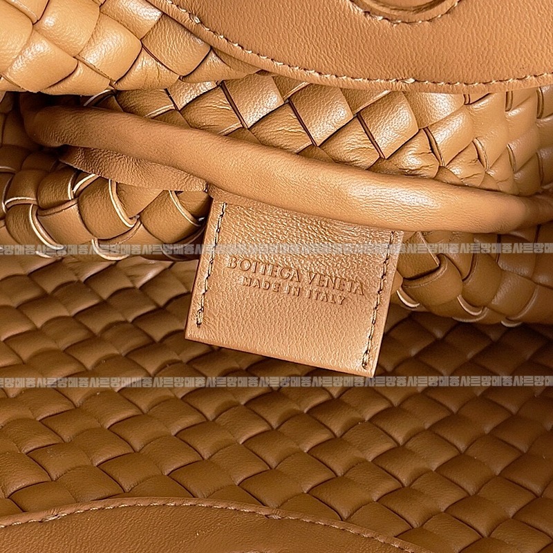 보테가베네타미니코블탑핸들백 20260216-141928-008루.jpg