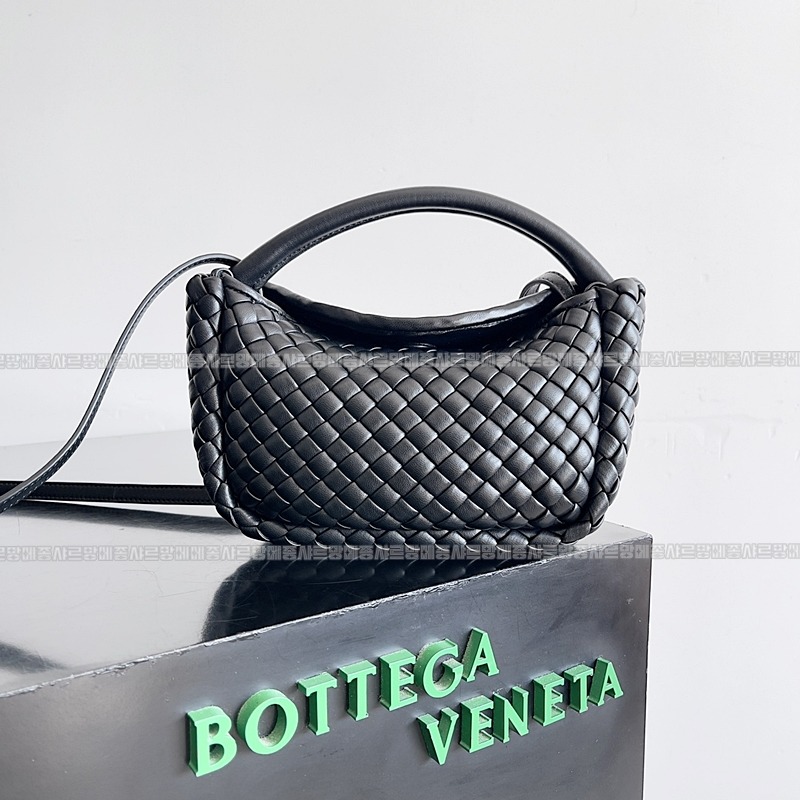 보테가베네타미니코블탑핸들백 20260216-142322-001루.jpg