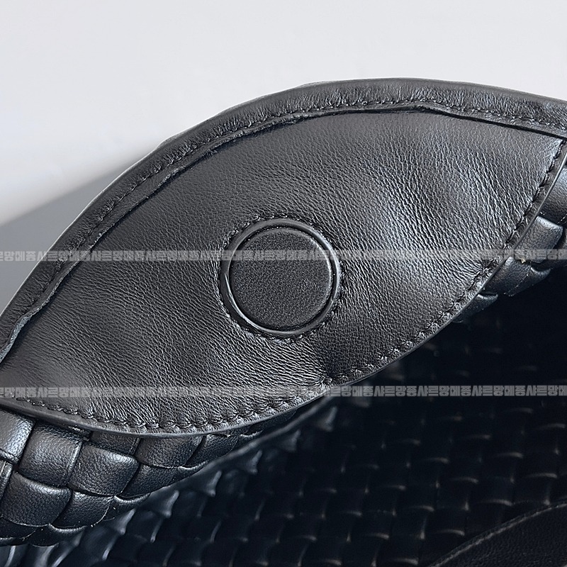 보테가베네타미니코블탑핸들백 20260216-142322-006루.jpg