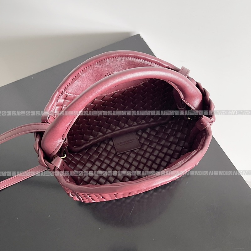 보테가베네타미니코블탑핸들백 20260216-143114-009루.jpg