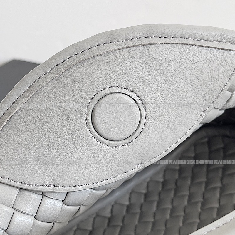 보테가베네타미니코블탑핸들백 20260216-143332-006루.jpg