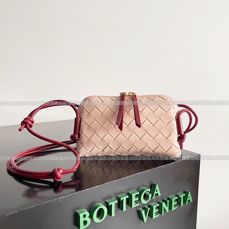 보테가베네타콘서트파우치 20260216-143508-001루.jpg