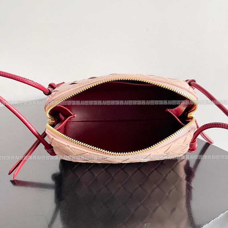 보테가베네타콘서트파우치 20260216-143509-009루.jpg