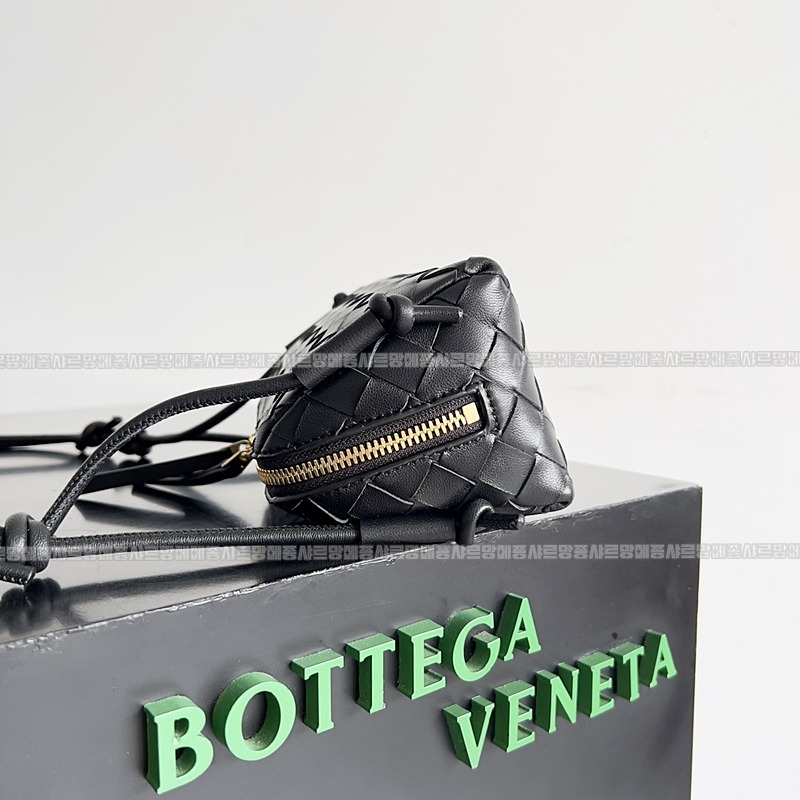 보테가베네타콘서트파우치 20260216-144311-002루.jpg