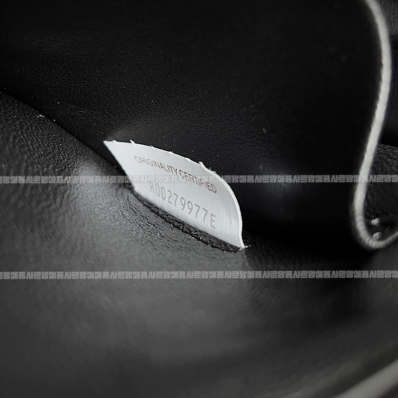 보테가베네타콘서트파우치 20260216-144312-008루.jpg