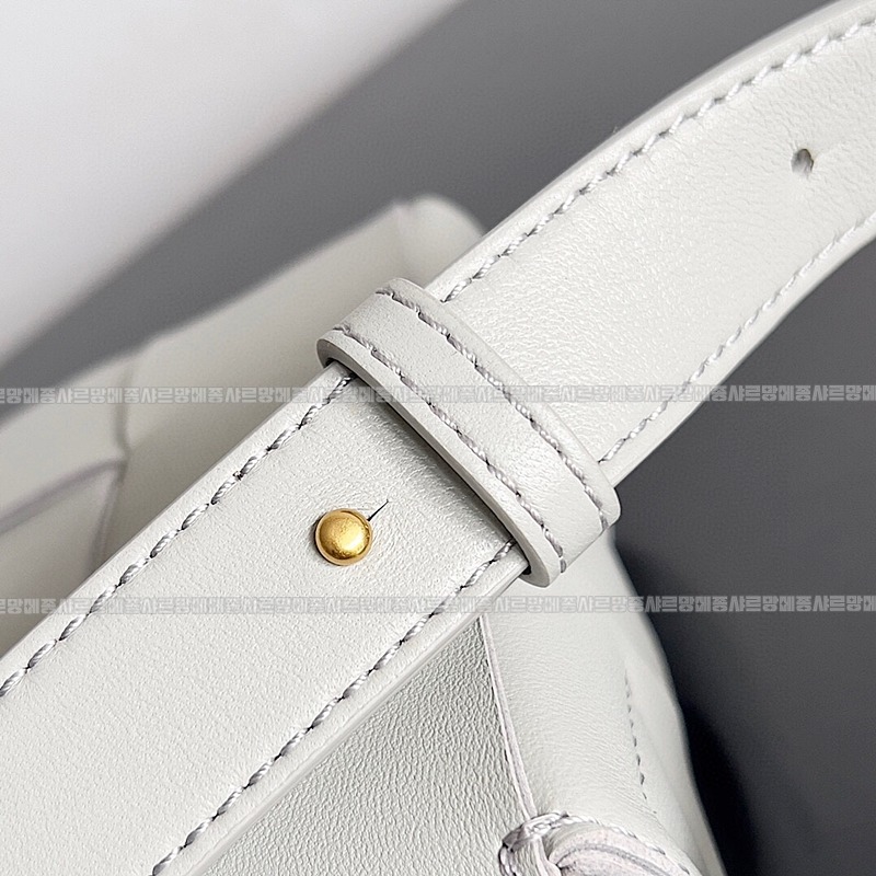 보테가베네타카세크백 20260218-104006-005루.jpg