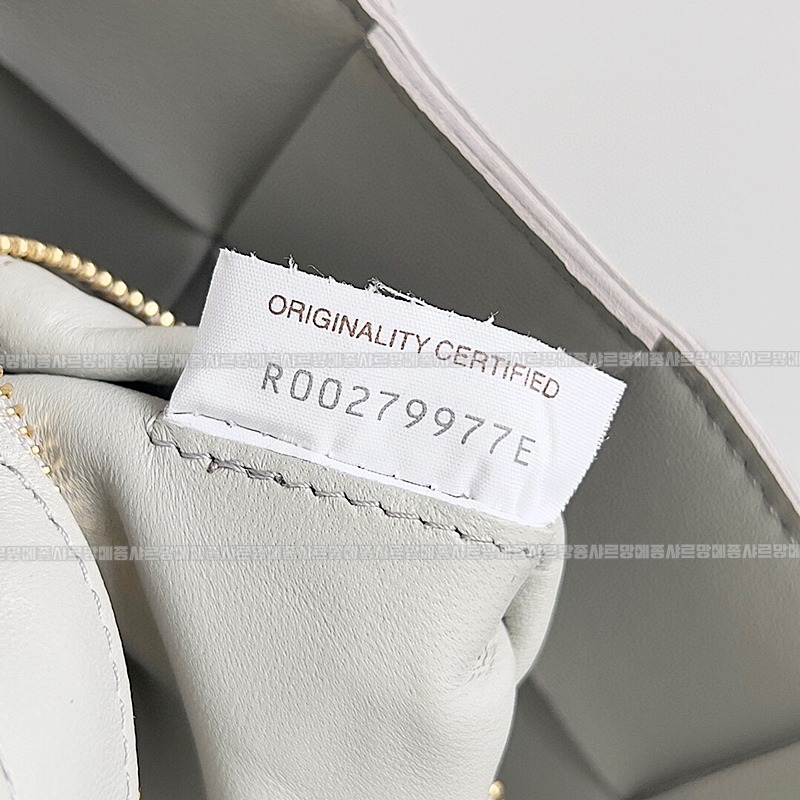 보테가베네타카세크백 20260218-104006-008루.jpg