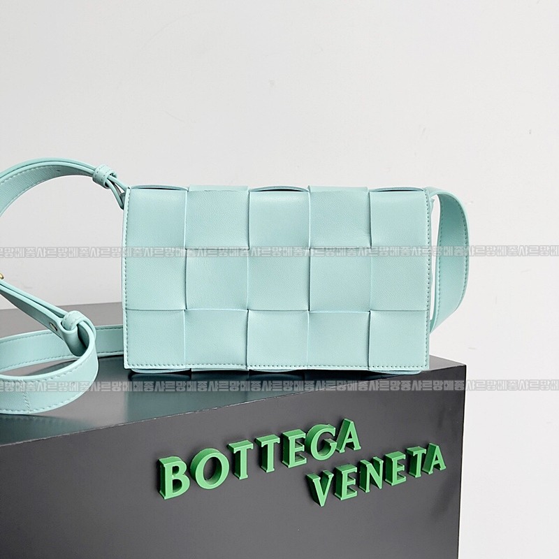 보테가베네타카세크백 20260218-104212-001루.jpg