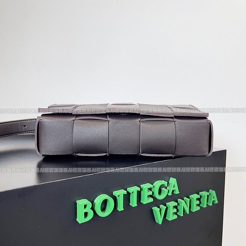 보테가베네타카세크백 20260218-104353-004루.jpg