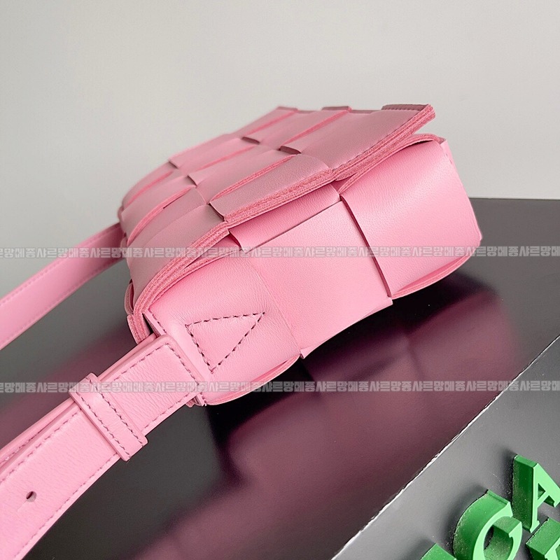 보테가베네타카세크백 20260218-104541-003루.jpg