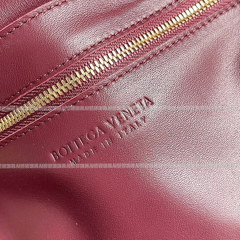 보테가베네타카세크백 20260218-104927-008루.jpg