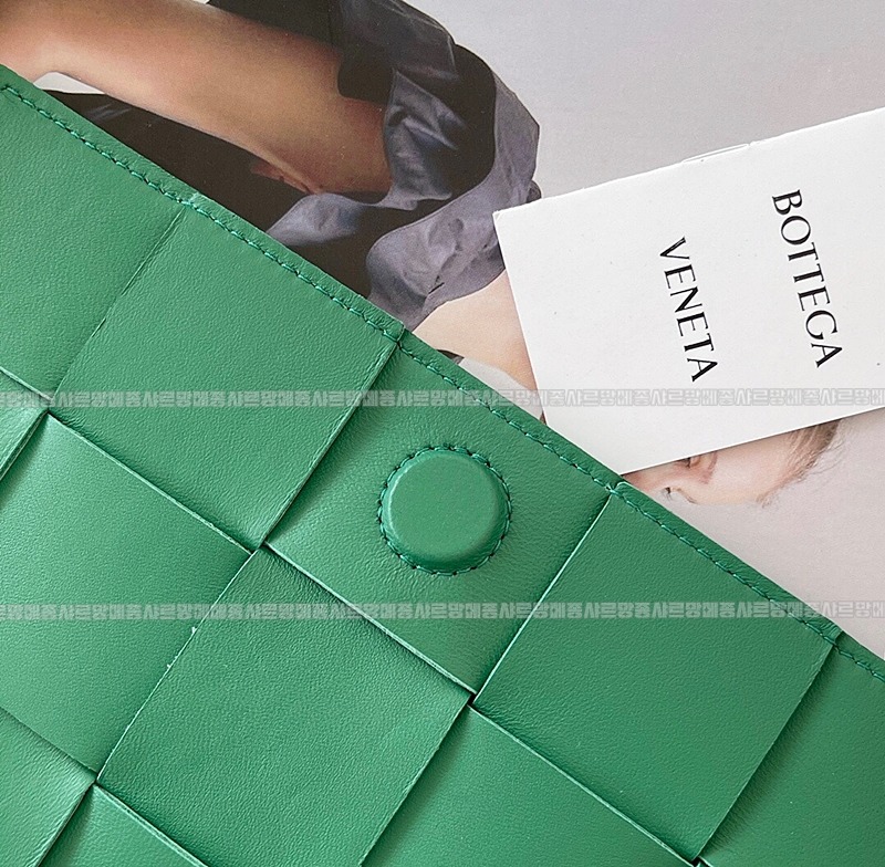 보테가베네타카세크백 20260218-105357-006루.jpg