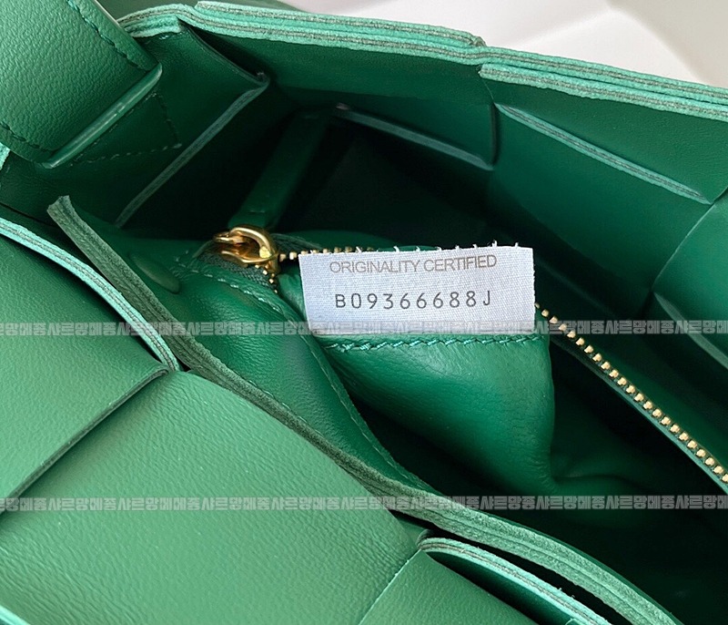 보테가베네타카세크백 20260218-105357-007루.jpg