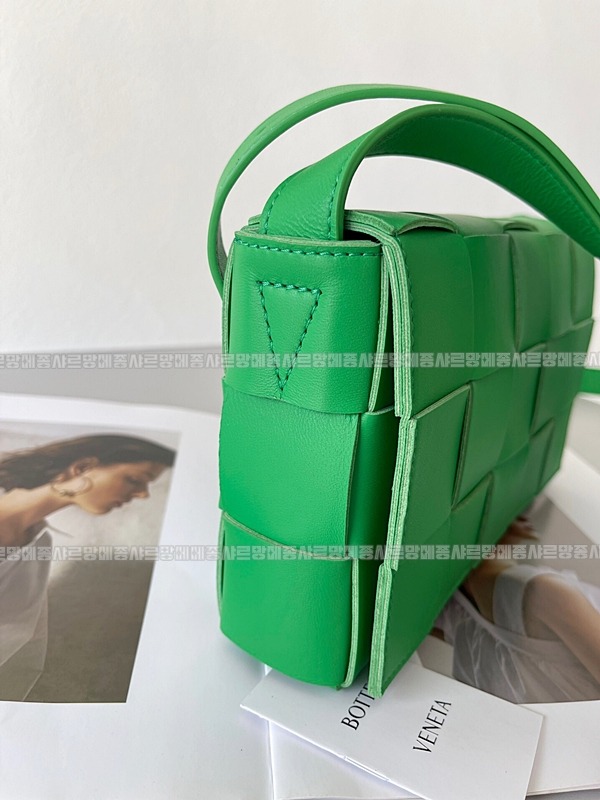 보테가베네타카세크백 20260218-105550-004루.jpg