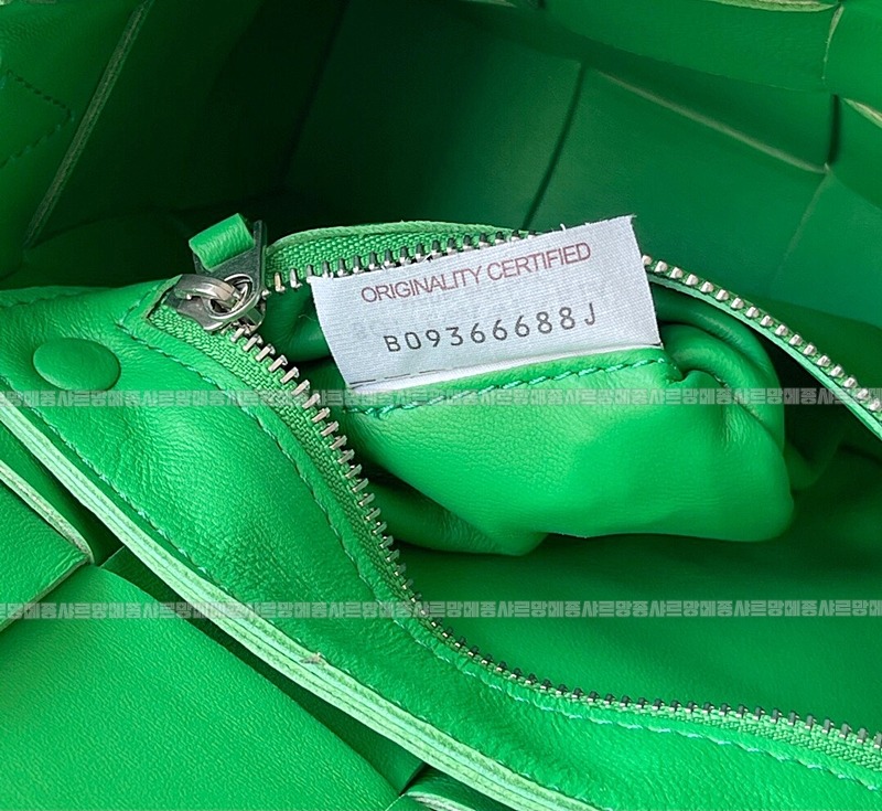 보테가베네타카세크백 20260218-105550-007루.jpg