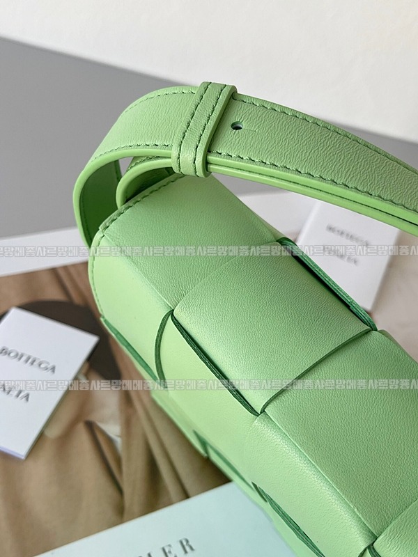 보테가베네타카세크백 20260218-105744-003루.jpg