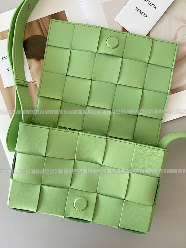 보테가베네타카세크백 20260218-105745-005루.jpg