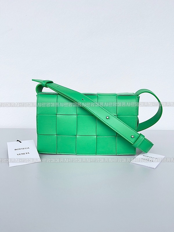 보테가베네타카세크백 20260218-110502-001루.jpg