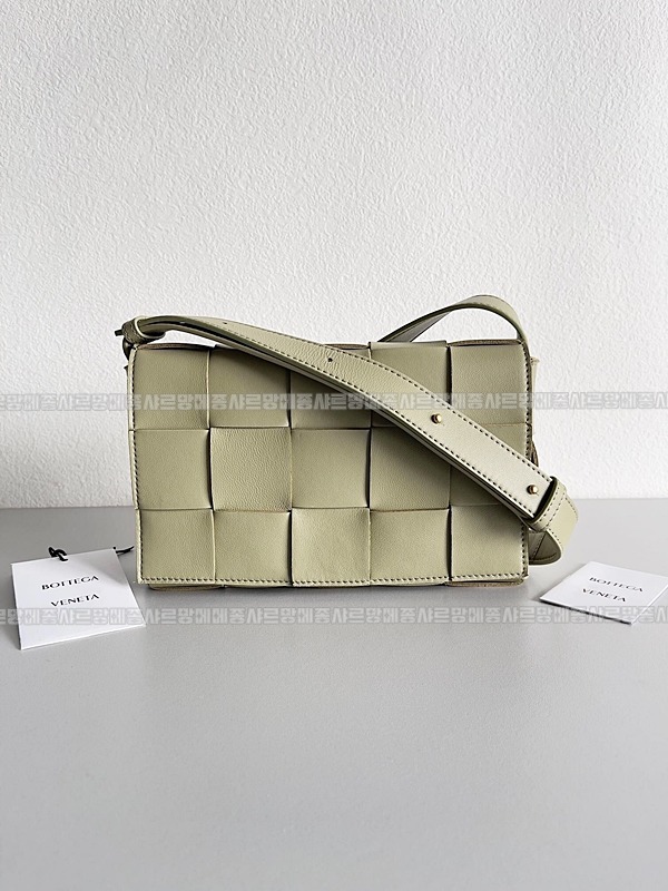 보테가베네타카세크백 20260218-110615-001루.jpg