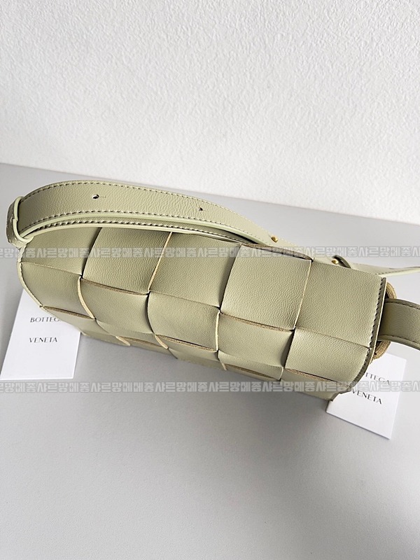 보테가베네타카세크백 20260218-110616-005루.jpg