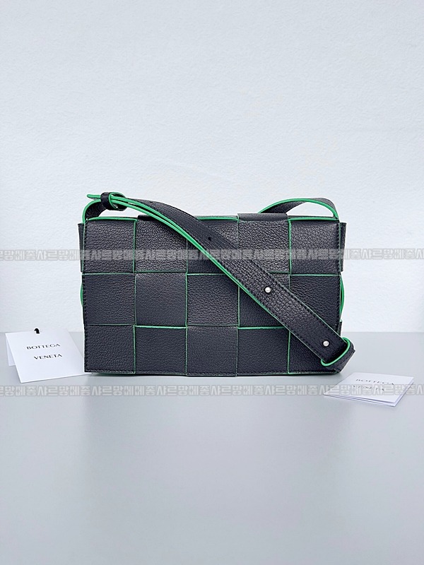 보테가베네타카세크백 20260218-111112-001루.jpg