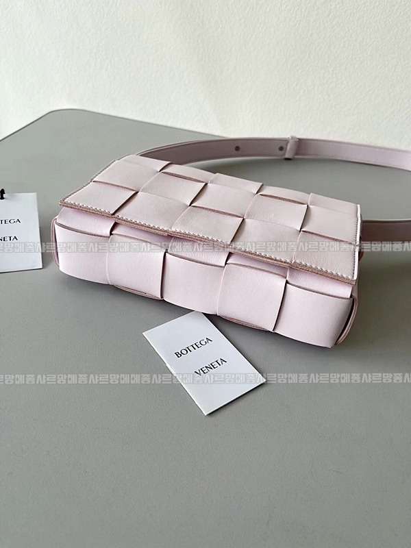 보테가베네타카세크백 20260218-111302-002루.jpg