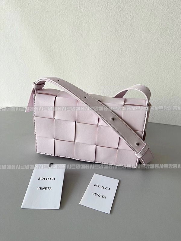 보테가베네타카세크백 20260218-111303-007루.jpg