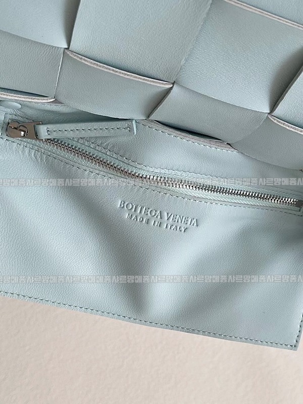 보테가베네타카세크백 20260218-111434-007루.jpg