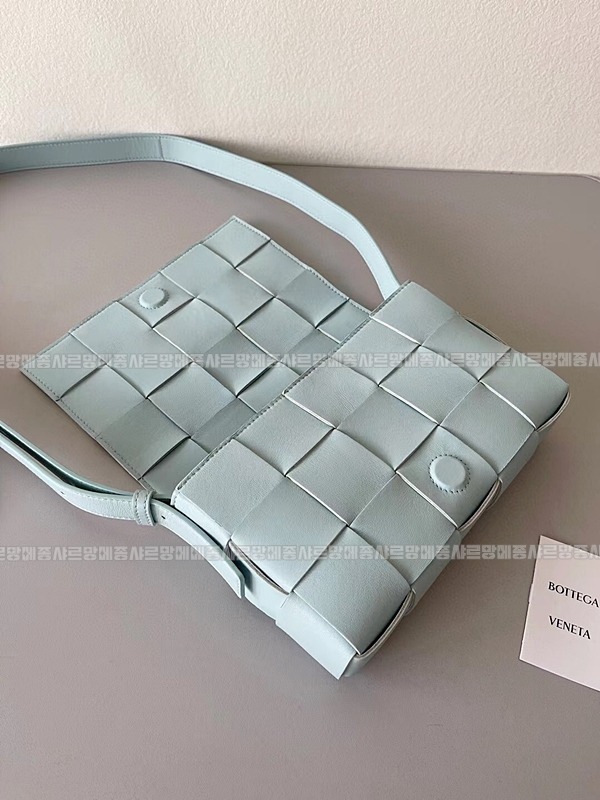 보테가베네타카세크백 20260218-111434-009루.jpg
