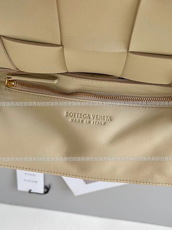 보테가베네타카세크백 20260218-111612-007루.jpg