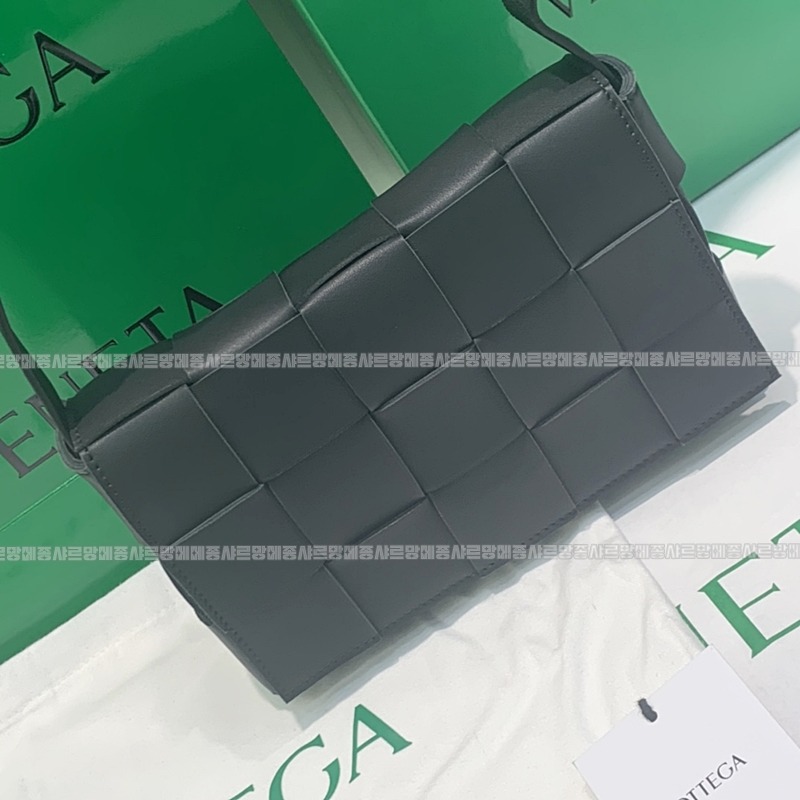 보테가베네타카세크백 20260218-111828-002루.jpg