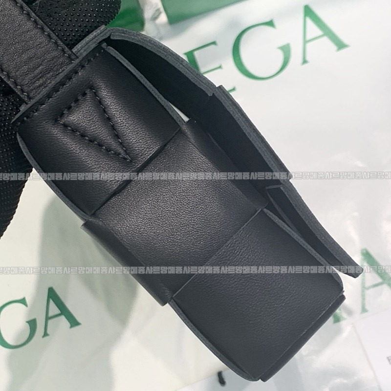 보테가베네타카세크백 20260218-111828-003루.jpg