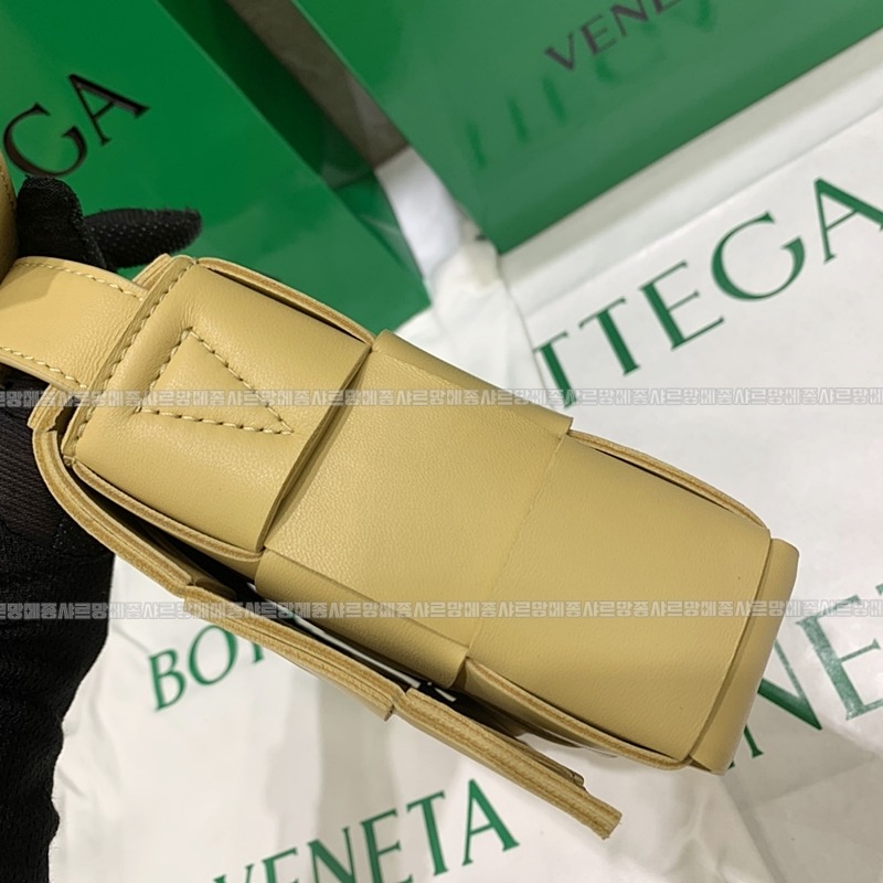 보테가베네타카세크백 20260218-112209-002루.jpg