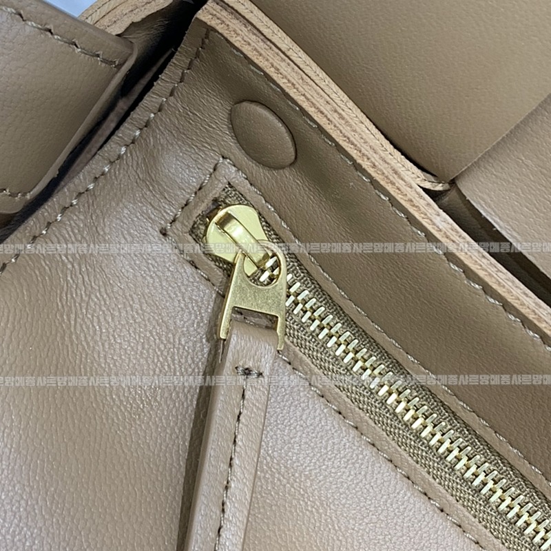 보테가베네타카세트백 20260218-123104-006루.jpg